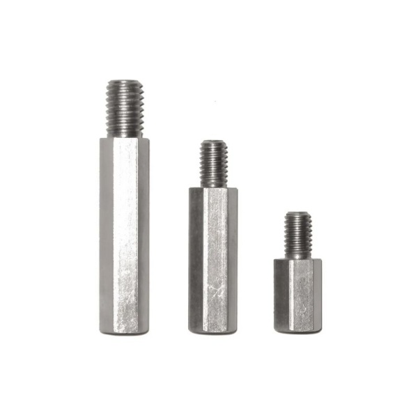 Спейсер 30мм М6 DKC QSP0306